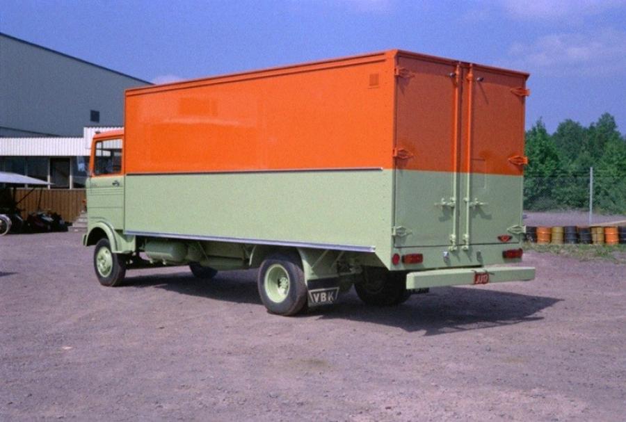  Mercedes-Benz LP 808-42 VBK 1974 года  (фото 2 из 2)